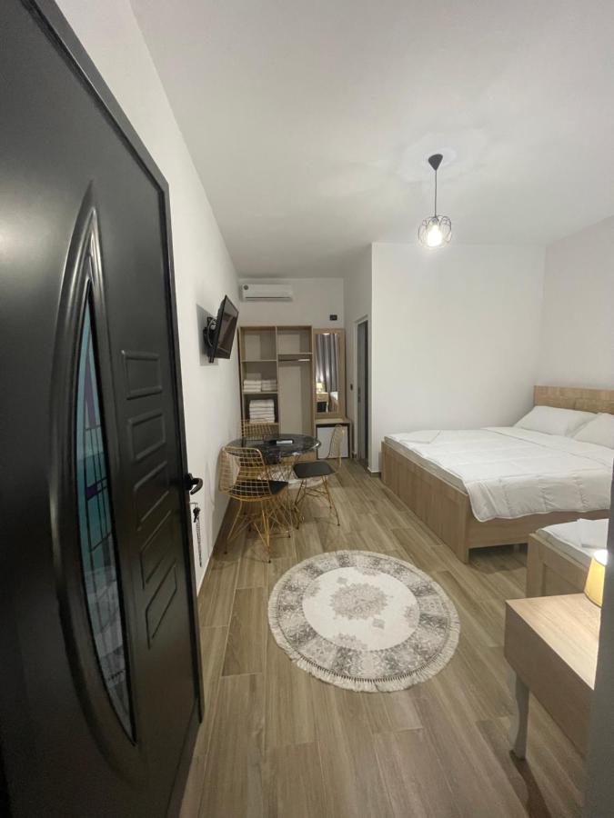 Four Generation Hotel Široka Eksteriør billede