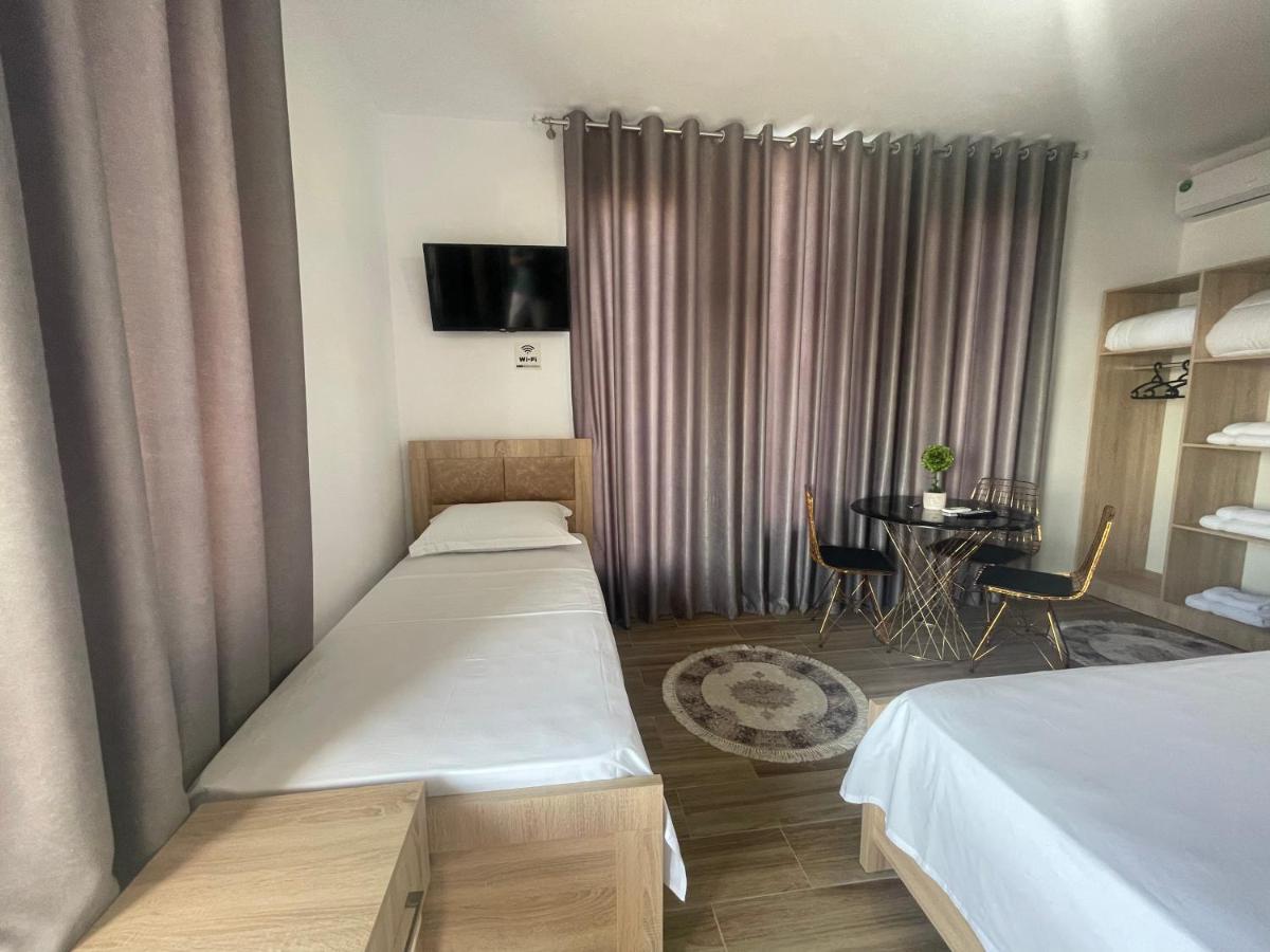 Four Generation Hotel Široka Eksteriør billede