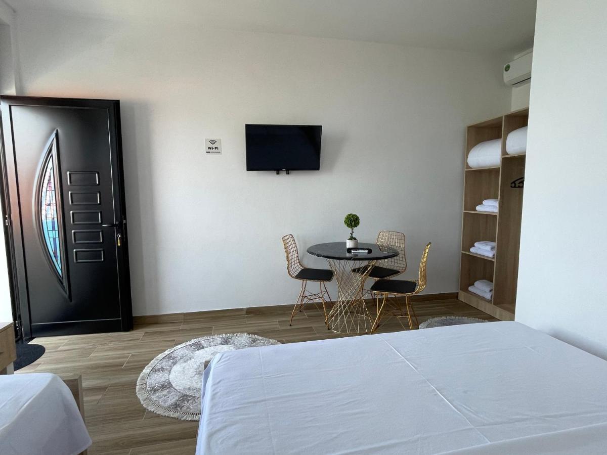 Four Generation Hotel Široka Eksteriør billede