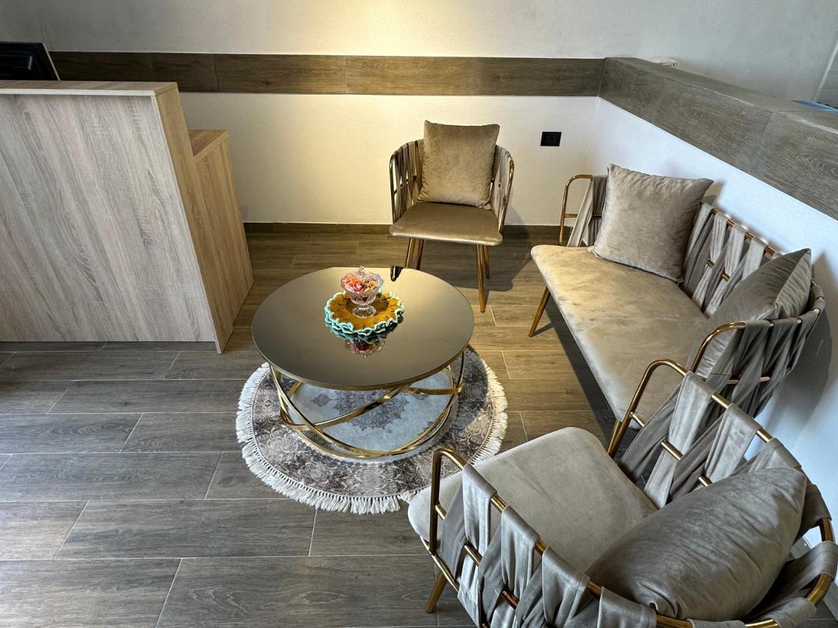 Four Generation Hotel Široka Eksteriør billede