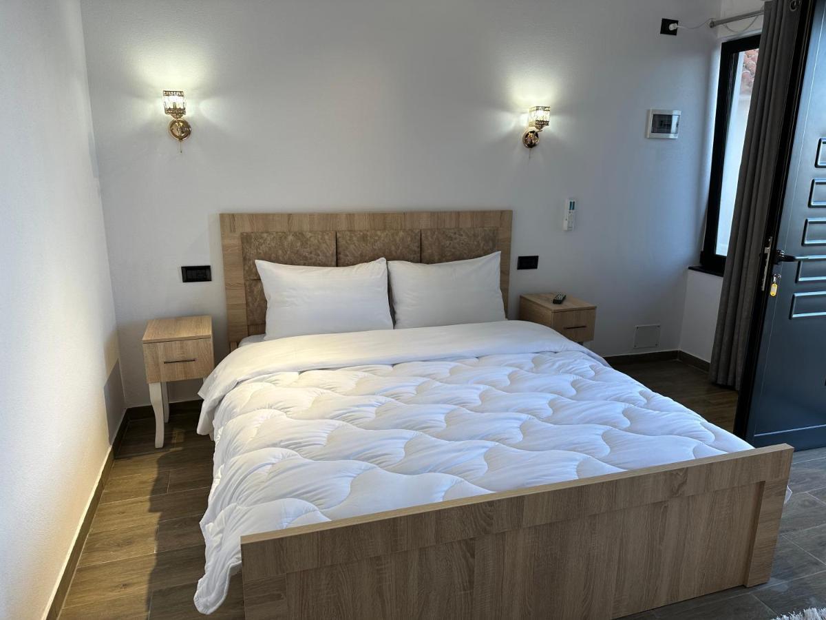Four Generation Hotel Široka Eksteriør billede
